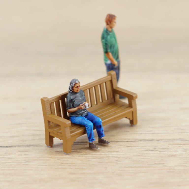 Model Railway OO Gauge Wooden Bench
